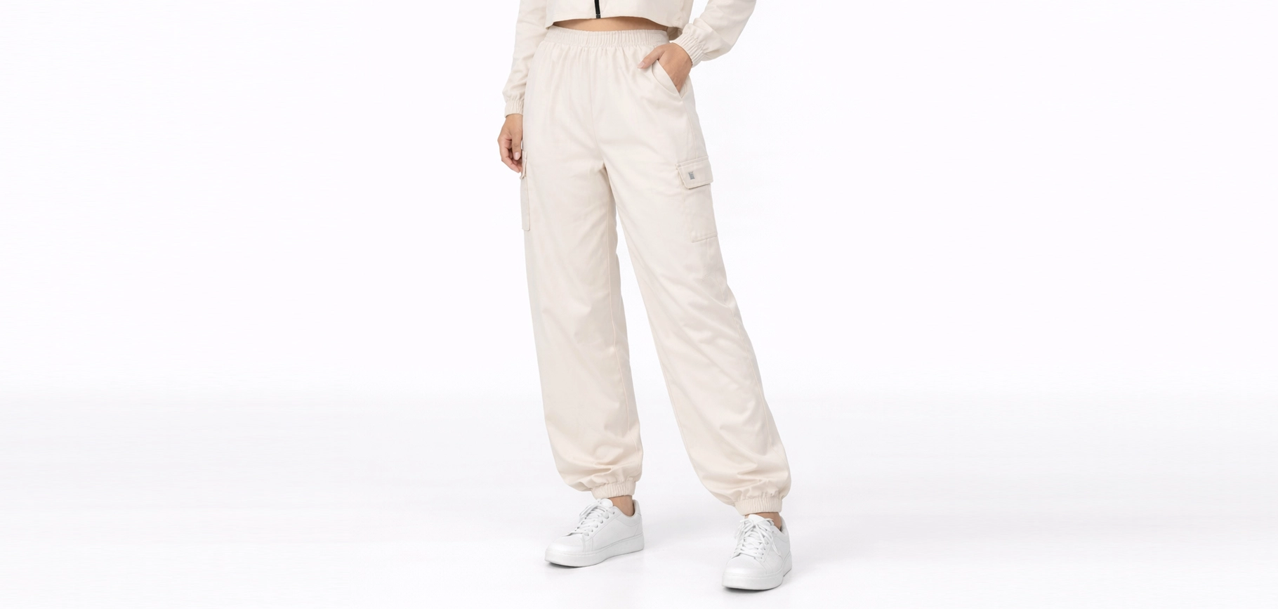 White Pant 2